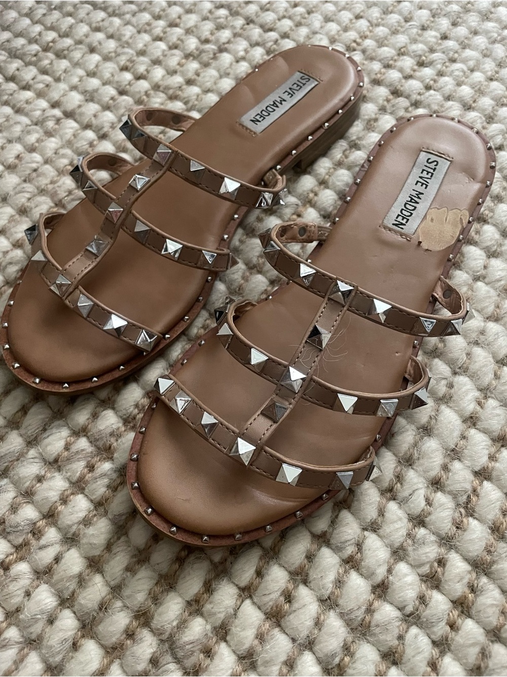 Steve Madden Tan Studded Multi-Strap Slide Sandals Lodell 7.5